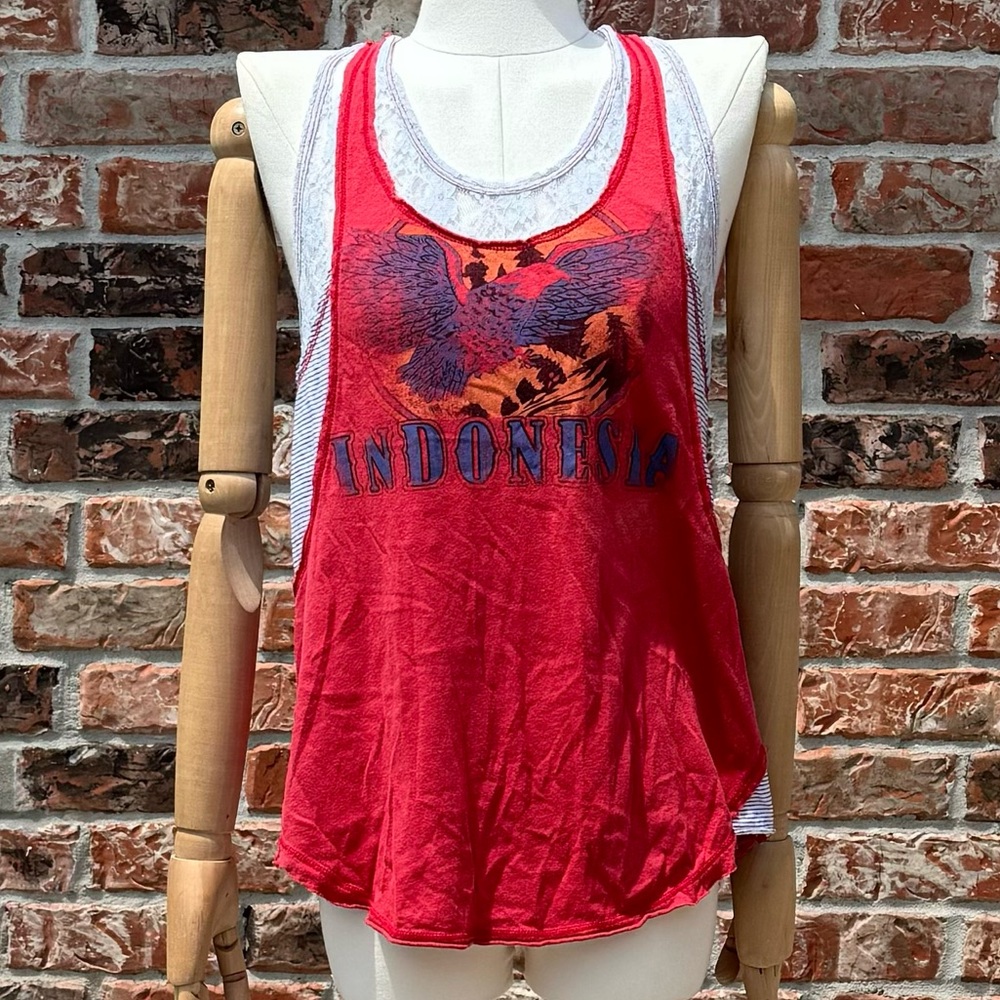 Free People We the Free Indonesia layered red top w/lace & stripes / XS / EUC - Picture 3 of 17